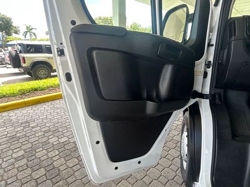 Used 2023 RAM ProMaster 2500 w/ Convenience Group image 25