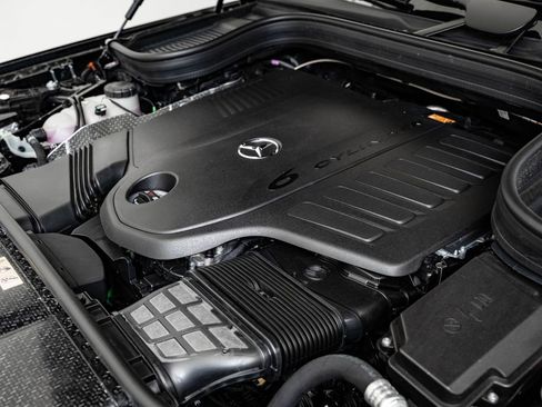New 2026 Mercedes-Benz GLS 450 4MATIC image 51