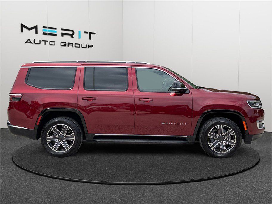 Used 2024 Jeep Wagoneer Series II w/ Flexible Seating Group RWD image 10