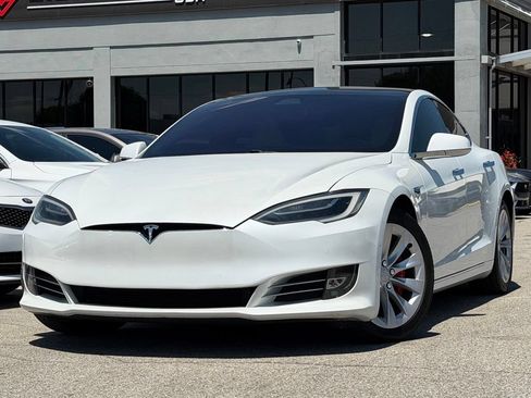 Used 2019 Tesla Model S Performance AWD/4WD image 1