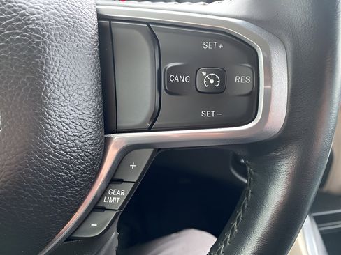 Used 2022 RAM 1500 Laramie image 15