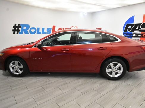 Used 2024 Chevrolet Malibu LT image 2