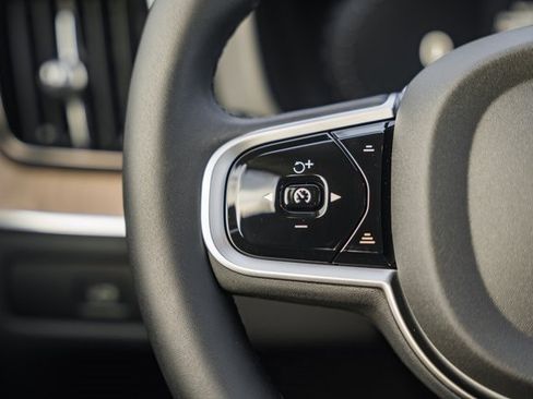 New 2026 Volvo XC60 B5 Ultra w/ Protection Package Premier image 30