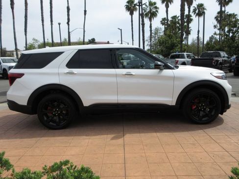 Certified 2021 Ford Explorer ST w/ Equipment Group 401A AWD/4WD image 5