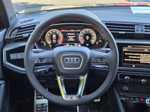 Used 2025 Audi Q3 2.0T Premium Plus image 14