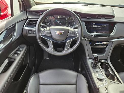Used 2024 Cadillac XT5 Premium Luxury AWD/4WD image 12