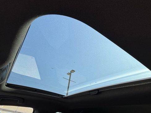 Used 2021 Volkswagen Jetta R-Line image 13