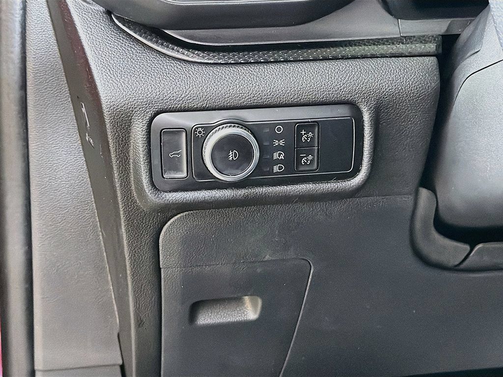 Used 2024 Ford Explorer ST w/ Equipment Group 401A AWD/4WD image 38