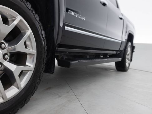 Used 2018 GMC Sierra 1500 SLT AWD/4WD image 27