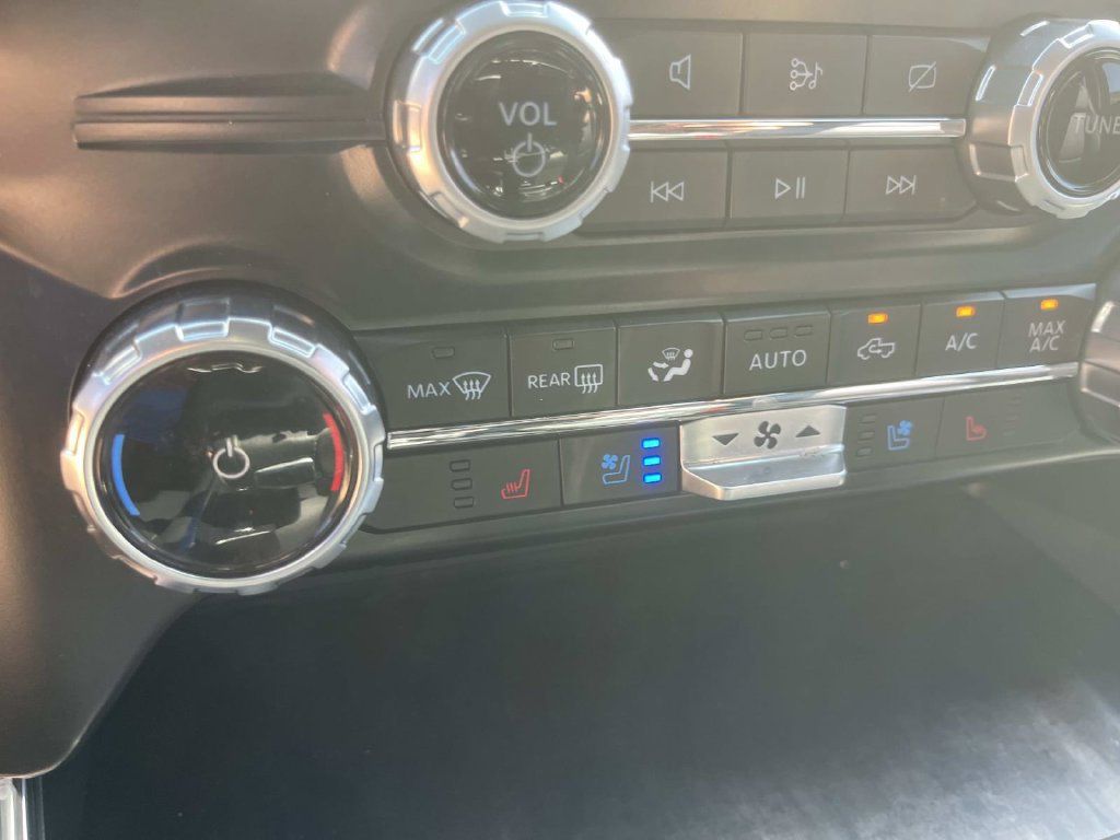 Used 2023 Ford F150 Lariat w/ Equipment Group 502A High AWD/4WD image 40