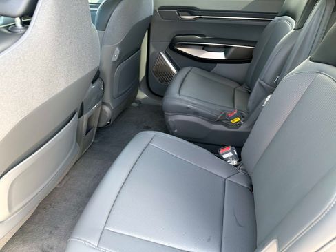 New 2026 Kia EV9 Light RWD image 11