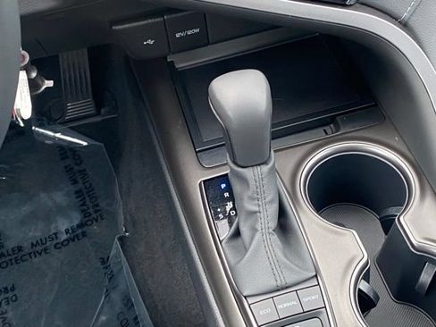 Certified 2024 Toyota Camry SE AWD/4WD image 17