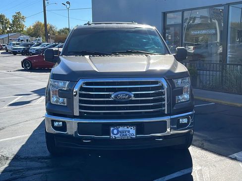 Used 2017 Ford F150 XLT w/ Equipment Group 302A Luxury image 10