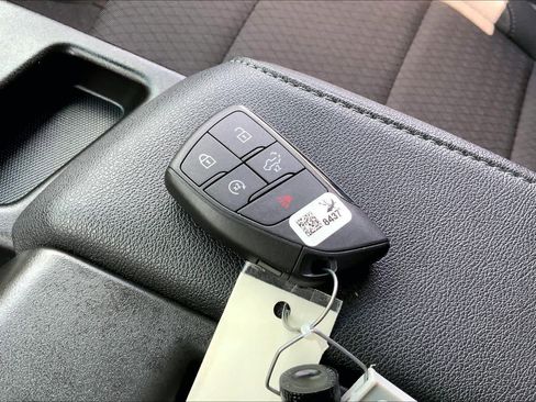 Used 2024 Chevrolet Silverado 1500 Custom RWD image 14