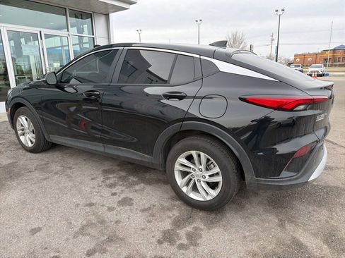 Certified 2025 Buick Envista Preferred w/ Convenience II Package image 4