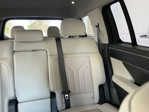 Used 2025 Hyundai Santa Fe SEL image 37