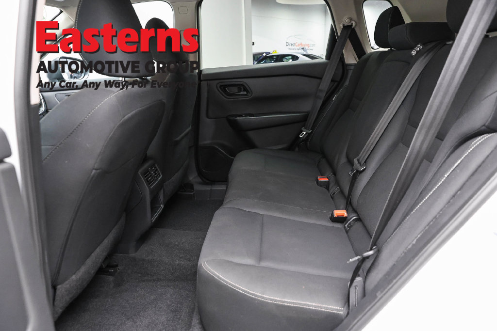 Used 2024 Nissan Rogue S AWD/4WD image 22