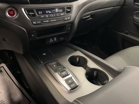 Used 2025 Honda Ridgeline RTL image 27