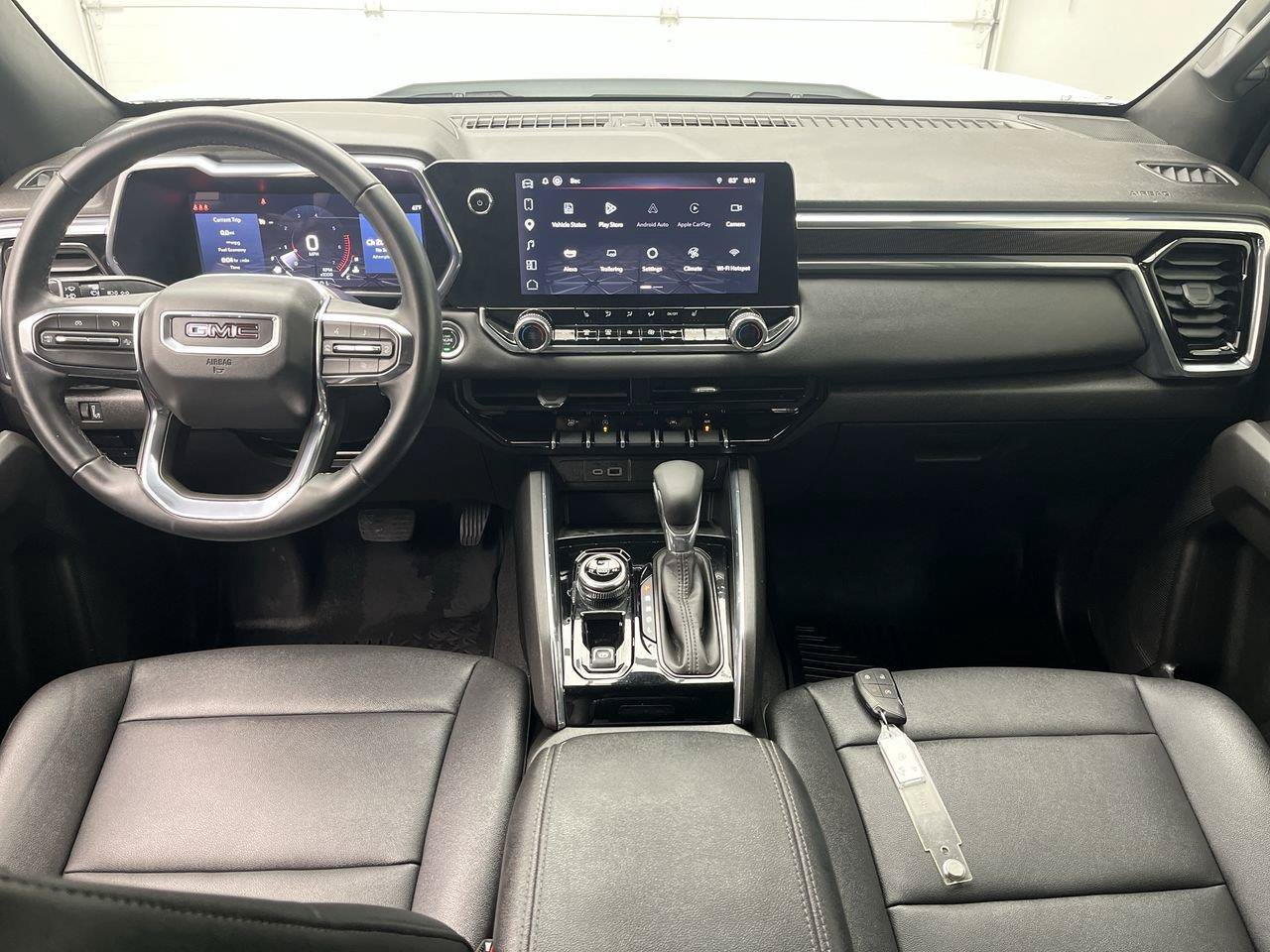 Used 2024 GMC Canyon Elevation w/ Elevation Premium Package AWD/4WD image 18