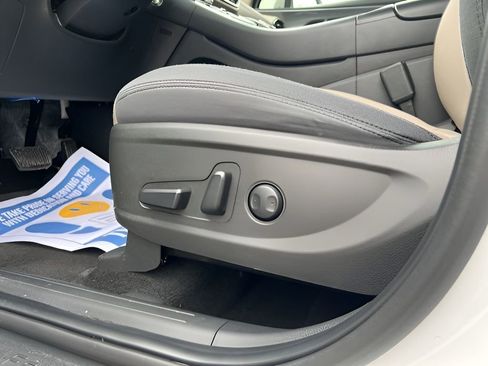 Used 2023 Hyundai Santa Fe SEL image 22