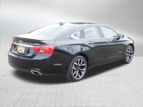 Used 2018 Chevrolet Impala Premier FWD image 7