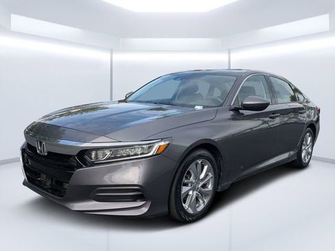 Used 2019 Honda Accord LX image 7