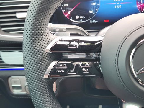 Used 2024 Mercedes-Benz GLS 580 4MATIC image 24