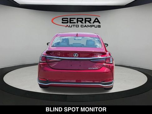 Used 2025 Lexus ES 300h w/ Premium Package FWD image 13