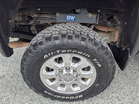 Used 2015 GMC Sierra 2500 Denali AWD/4WD image 6