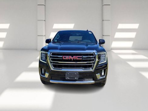 Used 2022 GMC Yukon XL SLT w/ SLT Luxury Package AWD/4WD image 2