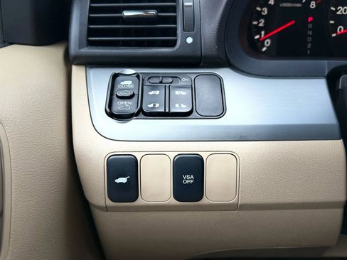 Used 2010 Honda Odyssey EX-L image 27