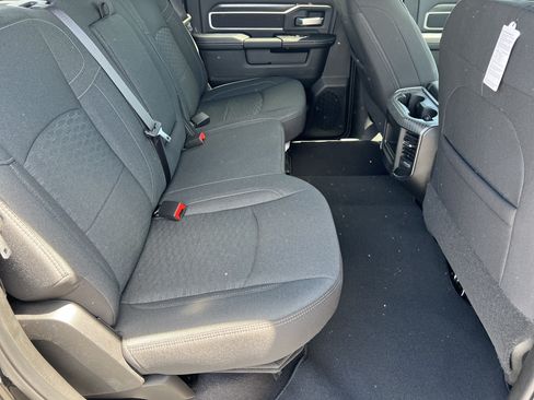 New 2026 RAM 2500 Big Horn AWD/4WD image 16