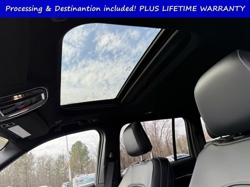 New 2026 Jeep Grand Cherokee Altitude AWD/4WD image 12