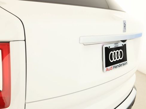 Used 2024 Rolls-Royce Cullinan w/ Cullinan Package AWD/4WD image 47