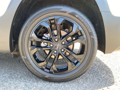 Used 2021 GMC Terrain SLE w/ Driver Convenience Package FWD image 22