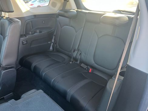 Used 2024 Honda Pilot Touring image 24