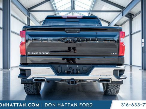 Used 2019 Chevrolet Silverado 1500 LTZ image 30