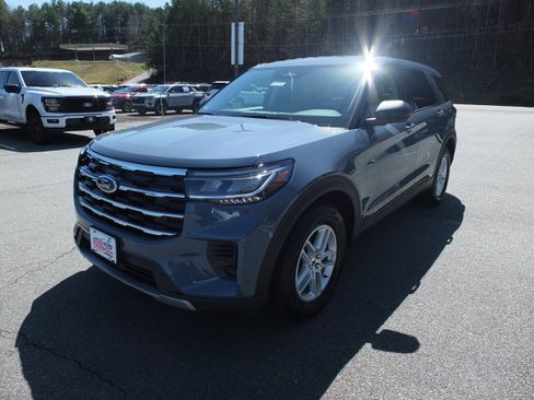 New 2026 Ford Explorer Active image 7