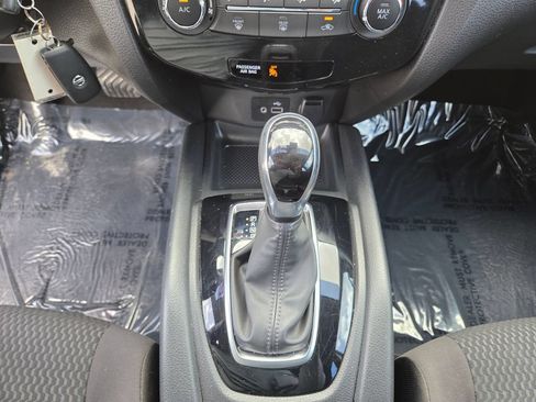 Used 2020 Nissan Rogue Sport S FWD image 31