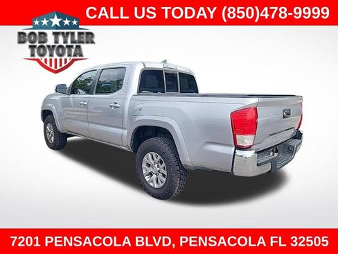 Used 2017 Toyota Tacoma SR5 w/ SR5 Appearance Package (SM) RWD image 1