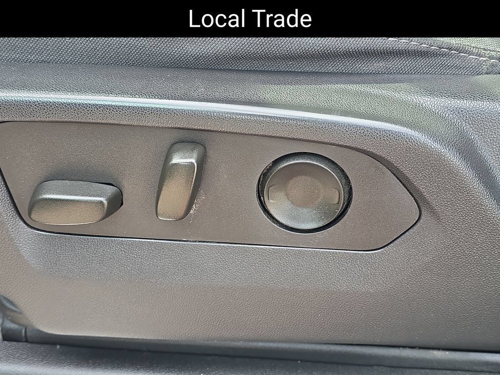 Used 2023 Chevrolet Silverado 1500 LT Trail Boss w/ Protection Package AWD/4WD image 7