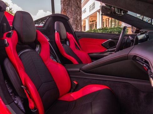 Used 2023 Chevrolet Corvette Z06 RWD image 25