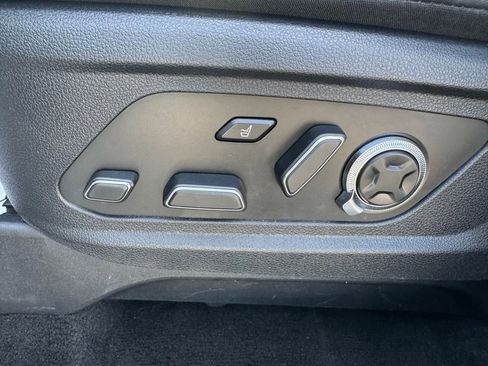 Used 2023 Hyundai Palisade Calligraphy image 21