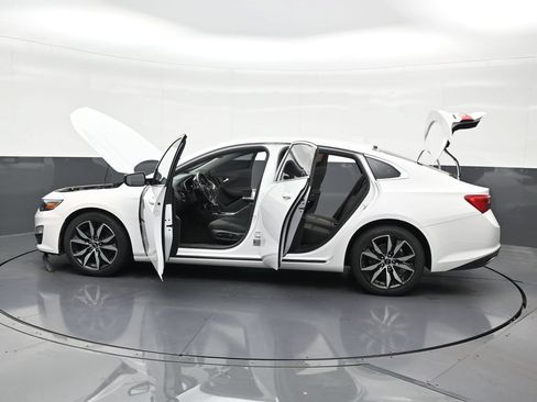 Used 2020 Chevrolet Malibu RS FWD image 33
