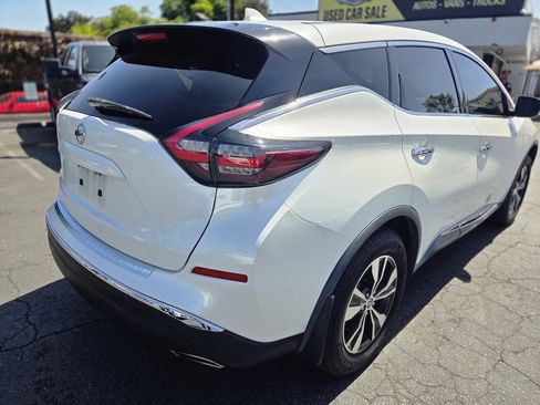 Used 2019 Nissan Murano S FWD image 12