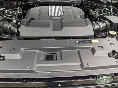 New 2025 Land Rover Defender 110 X-Dynamic SE image 16