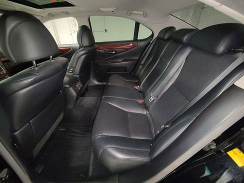 Used 2012 Lexus LS 460 AWD image 43