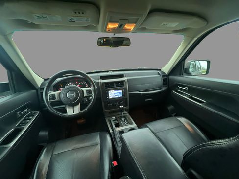 Used 2012 Jeep Liberty Limited Jet w/ Comfort/Convenience Group AWD/4WD image 23