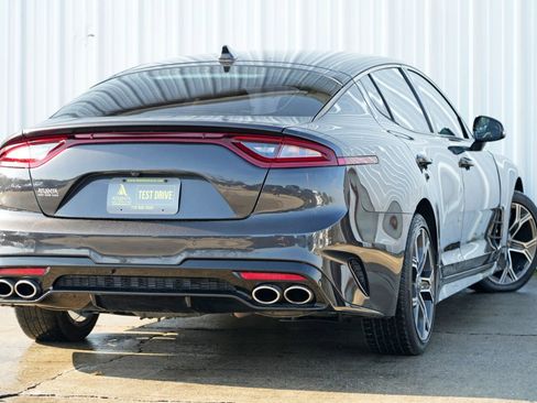 Used 2020 Kia Stinger GT-Line image 4