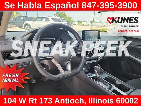 Used 2024 Nissan Sentra SV FWD image 15